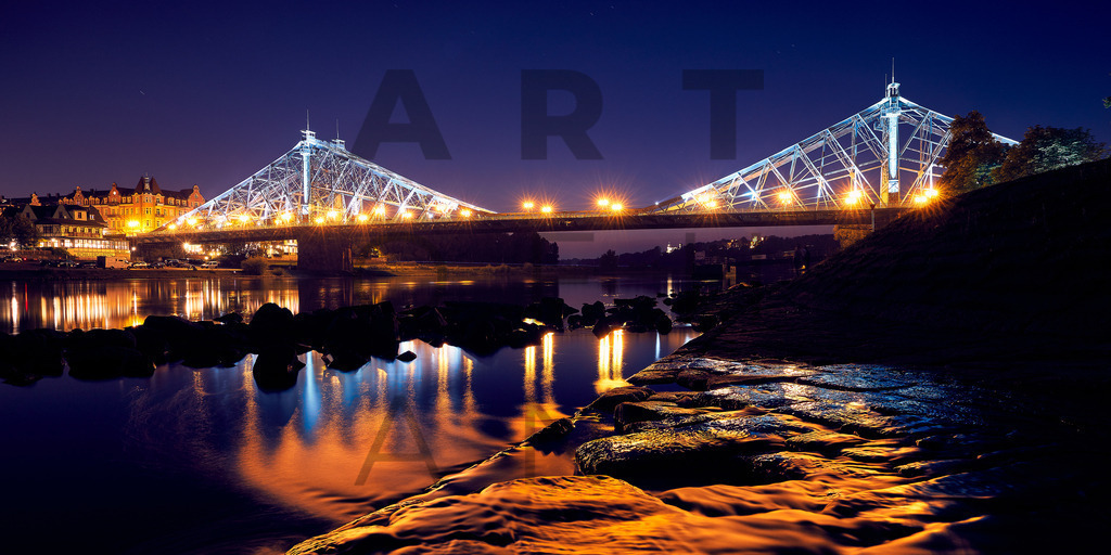 Ein Hans Fineart Original | Entdecke die Kunst von Hans Fineart - Fotografien für dein Zuhause. Verwandle deine Wände mit einzigartigen Kunstwerken und bringe die Schönheit der Welt in dein Leben. Bestelle jetzt und schaffe einen Ort der Inspiration und Eleganz.