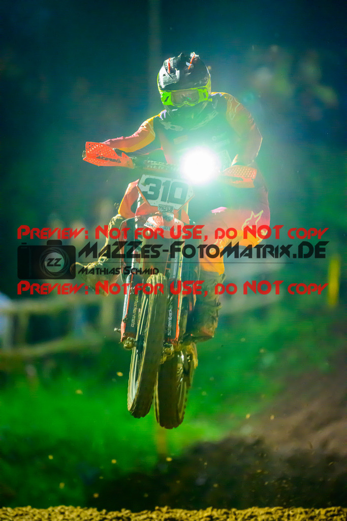 MaZZes_Fotomatrix_20250615_6007705_8675 | MX1