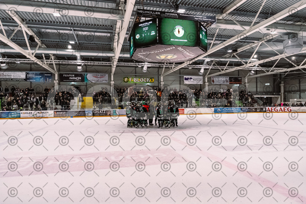 Alligators_vs_Erding_01_02_2026-82 | Höchstadt Alligators Fotogalerie: Eishockey-Action aus Franken. Professionelle Spielfotos, Portraits & Stadionbilder zum Download. Jetzt entdecken! - Realisiert mit Pictrs.com