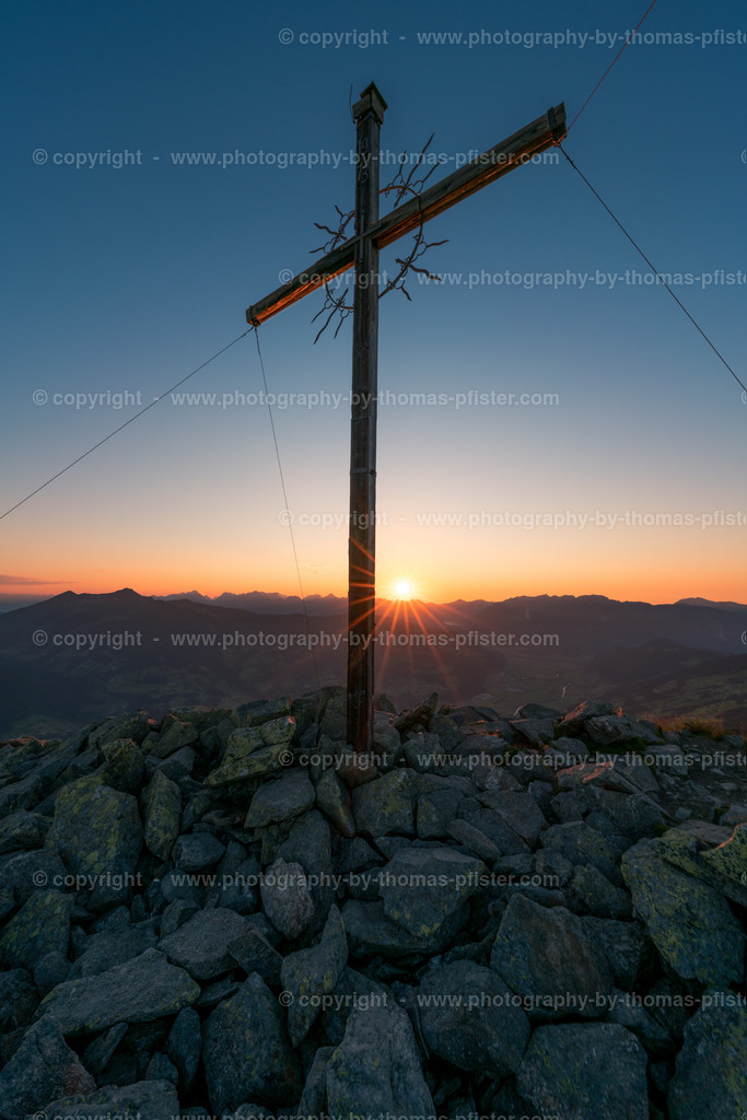 Wanderung und Sonnenuntergang Hamberg copyright  Thomas Pfister-13 | PHOTOGRAPHY BY THOMAS PFISTER