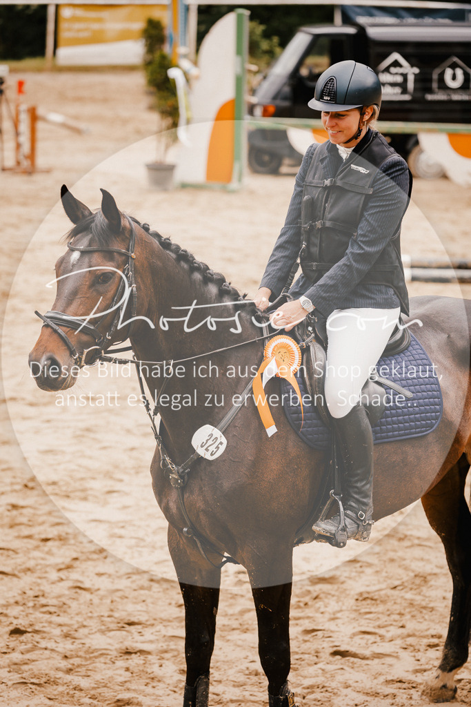 3I6A2488 | Stimmungsvolle Portraits und Reitsportfotografie im Ruhrgebiet und im Münsterland.

Pferdefotografie, Hundefotografie, Tierfotografie, Reportagen, Portraits von Tier und Mensch, Turnierfotografie in Bochum, Recklinghausen, Marl, Haltern am See, Dülmen.. - Realisiert mit Pictrs.com