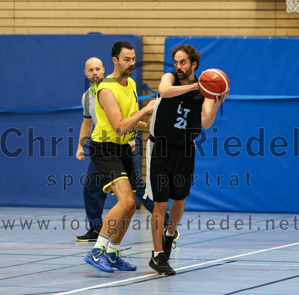 2022-12-04_034_SG_Poing_gegen_TSV_Muenchen_Ost_4 | Poing, Deutschland, 04.12.2022:
Basketball, Bezirksklasse 2021 / 2022, 8. Spieltag, SG Poing gegen TSV München Ost 4, Endergebnis: 37:65

Foto: Christian Riedel / fotografie-riedel.net