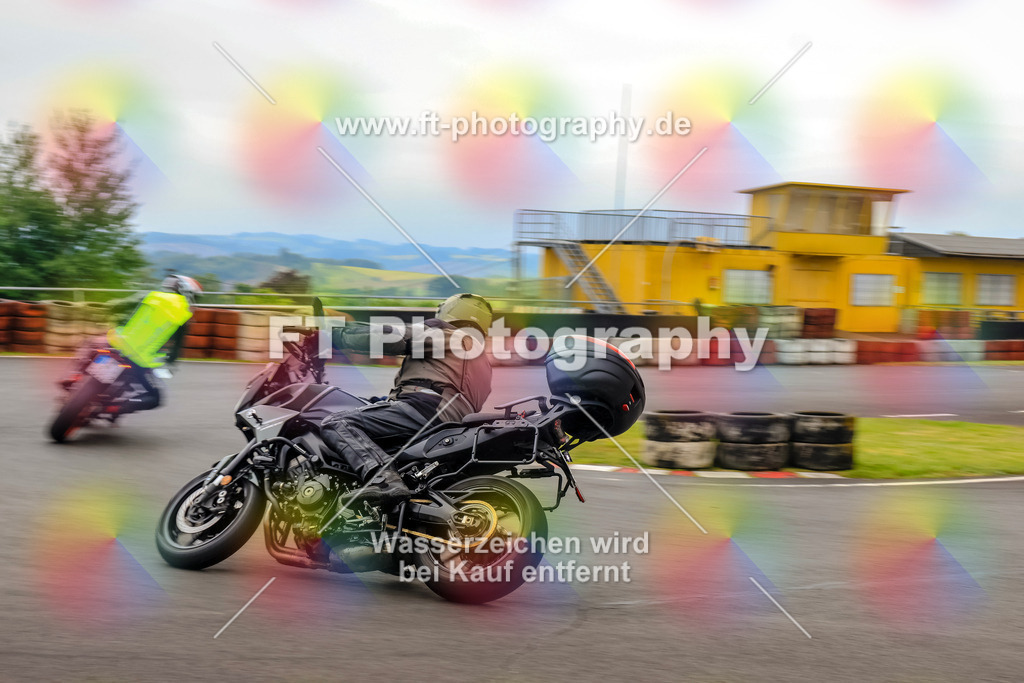 OBK-5594 | Hier findet Ihr Bilder von Touristenfahrten auf der Nürburgring Nordschleife oder von anderen Veranstaltungen die ich besucht habe. Viel Spass beim Durch Schauen 