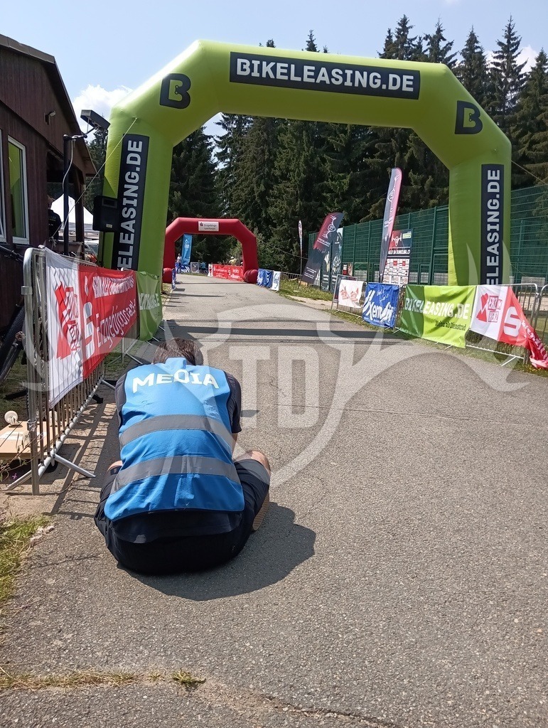 IMG_20260726_122718831 | Fotogalerie der Treibjagd im Dunkelwald - Dein MTB Etappenrennen im Erzgebirge - Realisiert mit Pictrs.com