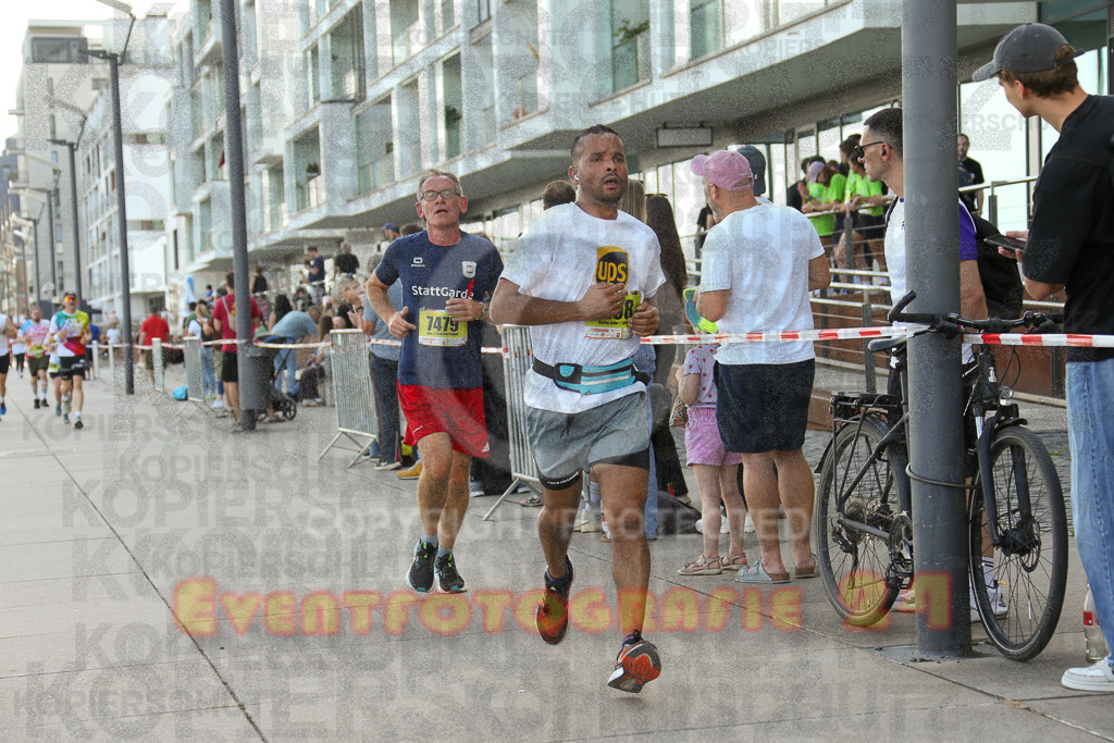 250920_1448_EX1_7604 | Sportfotografie im Rhein-Sieg Kreis, Köln, Bonn, NRW, Rheinland Pfalz, Hessen, etc. Unser Tätigkeitsfeld umfasst den Laufsport vom Volkslauf über den Marathon, Duathlon, Triathon bis zum Ultralauf wie Kölnpfad Ultra oder Schindertrail.
