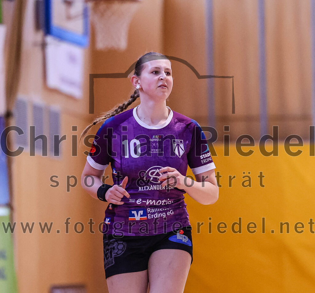 2024-12-14_054_SpVgg_Altenerding_gegen_SVA_Palzing | Erding, Deutschland, 14.12.2024:Handball, Bezirksoberliga Frauen Altbayern 2024 / 2024, 9. Spieltag, SpVgg Altenerding gegen SVA Palzing, Endergebnis: 20:30Line Sophie Malerius (SpVgg Altenerding, #10)Foto: Christian Riedel / fotografie-riedel.net