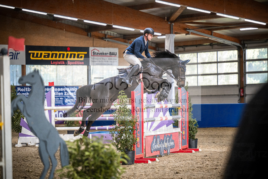 DOS_2784 | Entdecke hochwertige Reitturnierfotos von Foto Oger. Professionell, emotional und authentisch – jetzt Lieblingsmomente im Shop bestellen.Deutschlandweite Turnierfotografie. - Realisiert mit Pictrs.com