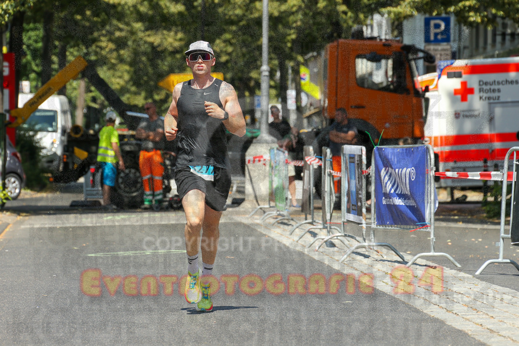 250621_1131_EX1_3618 | Sportfotografie im Rhein-Sieg Kreis, Köln, Bonn, NRW, Rheinland Pfalz, Hessen, etc. Unser Tätigkeitsfeld umfasst den Laufsport vom Volkslauf über den Marathon, Duathlon, Triathon bis zum Ultralauf wie Kölnpfad Ultra oder Schindertrail.