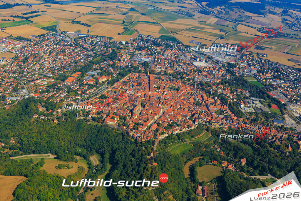 Luftbild von  Rothenburg-tauber - Luftaufnahme wurde 2016 von https://frankenair.de mittels Flugzeug (keine Drohne) erstellt - die Geschenkidee