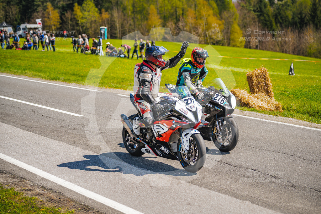 0853 - Bergrennen Landshaag2026 | BREITBILD Austria Webshop

Finde Fotos von: Breitbild, Breitbild Austria, Landshaag, Europeanbikers, KTM, BMW, Bergrennen, Bikeporn, Carporn, Bikes, Cars, Fotografie, Oberösterreich, Österreich, Berufsfotograf, Motorradteile Ganster, Julbach, Pannoniari - Realisiert mit Pictrs.com