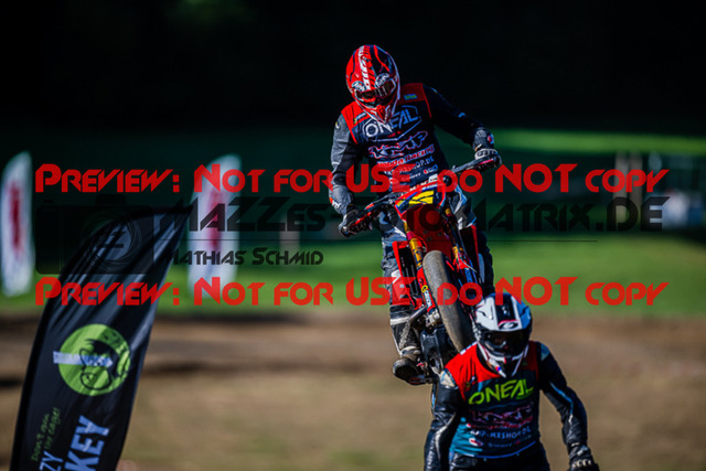 MaZZes_FotoMatrix_220903_9924 | S2