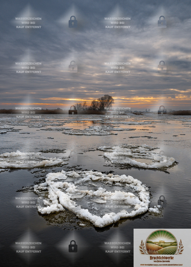 Eisbruch | Professioneller Fotograf mit 10 Jahren Erfahrung. Landschafts- und Hochzeitsfotografie im Oderbruch. Workshops und beeindruckende Bilder für besondere Momente.