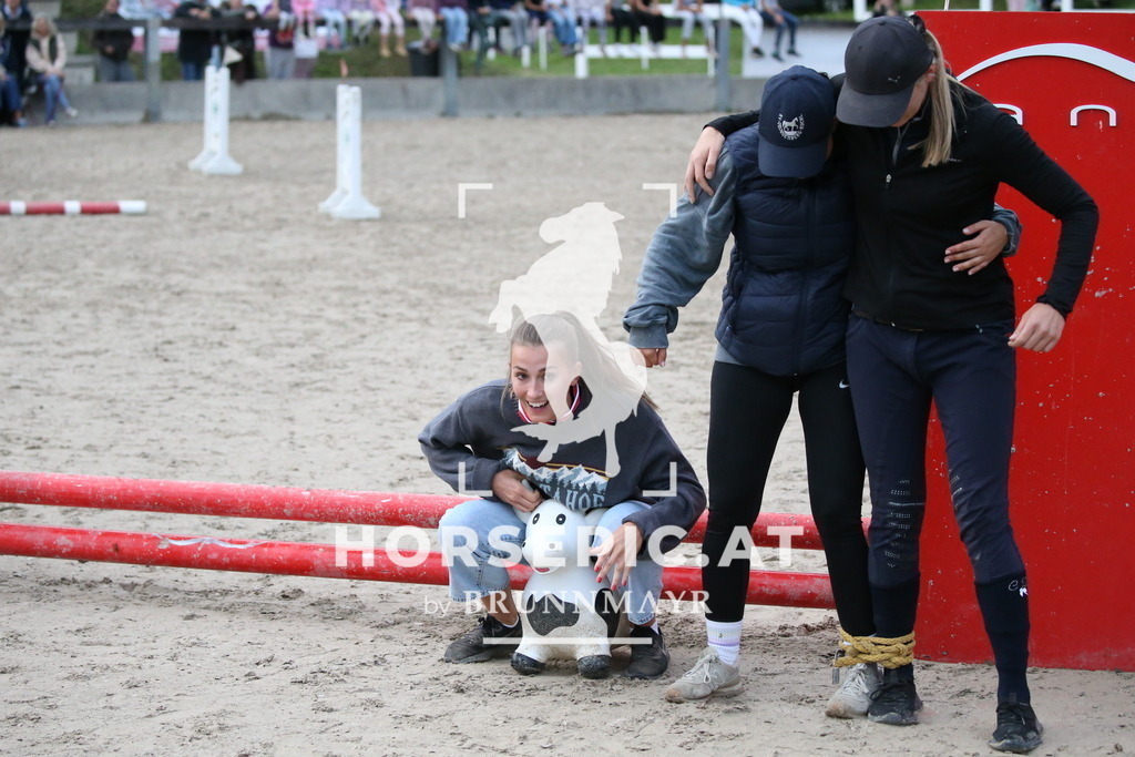DL2Q0173 | Willkommen bei Brunnmayr - Design & Fotografie – Ihrem Spezialisten für Reitturniere und Pferdeveranstaltungen in Oberösterreich, Salzburg und Bayern! Seit über 17 Jahren sind wir leidenschaftlich dabei.