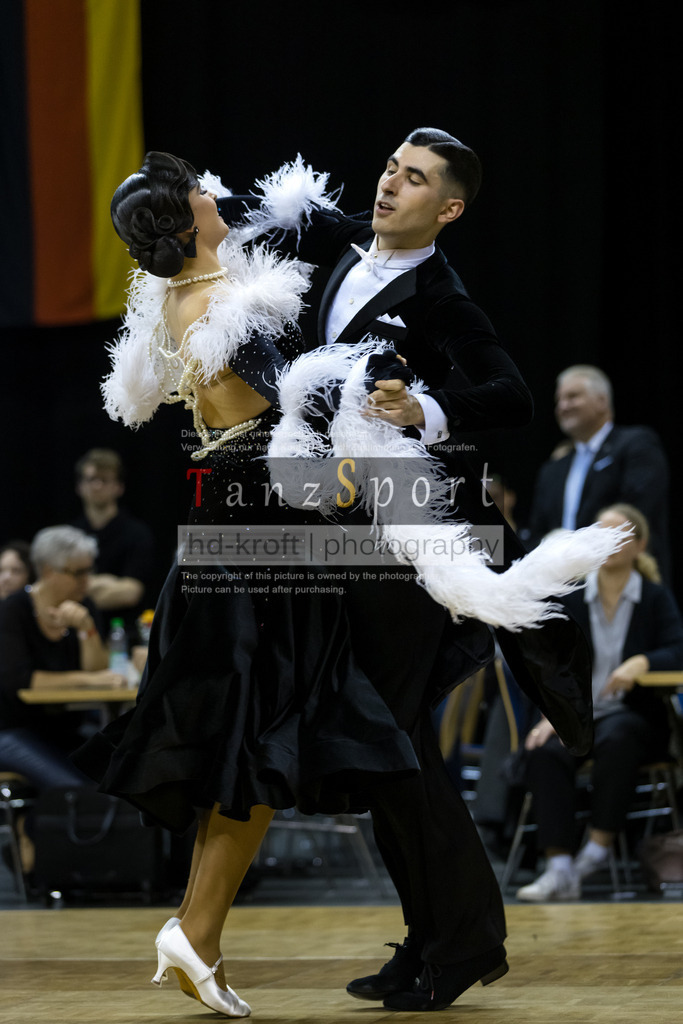 20241102_DC_HGR_Std_09210 | Tanzsportbilder, Standardtanz, Lateintanz, WDSF, DTV, LTVB, dancecomp, goc, hessen tanzt, blaues band der spree, walzer, tango, wiener walzer, slowfox, quickstepp, samba, rumba, cha-cha-cha, paso doble. jive, hd-kroft photography, turniertanzsport