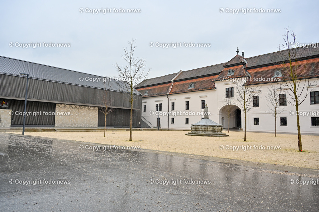 JKU Linz_ Johannes Kepler Universitaetsgelaende Linz_ 03.01.2023-11 | 03.01.2023, Johannes Kepler Universitaet Linz, AUT, JKU Gelaende, Johannes Kepler Universitaet Linz, im Bild JKU, Johannes Kepler Universitaetsgelaende Linz, Zirkus des Wissens, Schloss Auhof