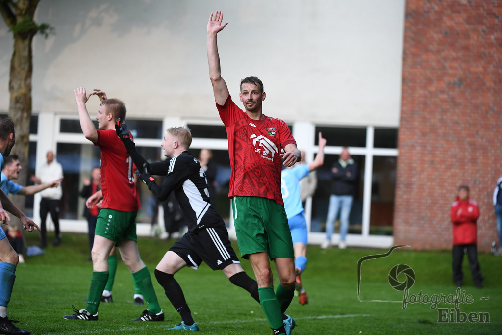 BV Bockhorn-SG FriPe | Relegation zur Kreisliga; BV Bockhorn (blau)-SG FriPe (rot) am 05.06.2025 in Oldenburg/Ofenerdiek (Lagerstraße), Photo: Philip Eiben 2025 - Realisiert mit Pictrs.com