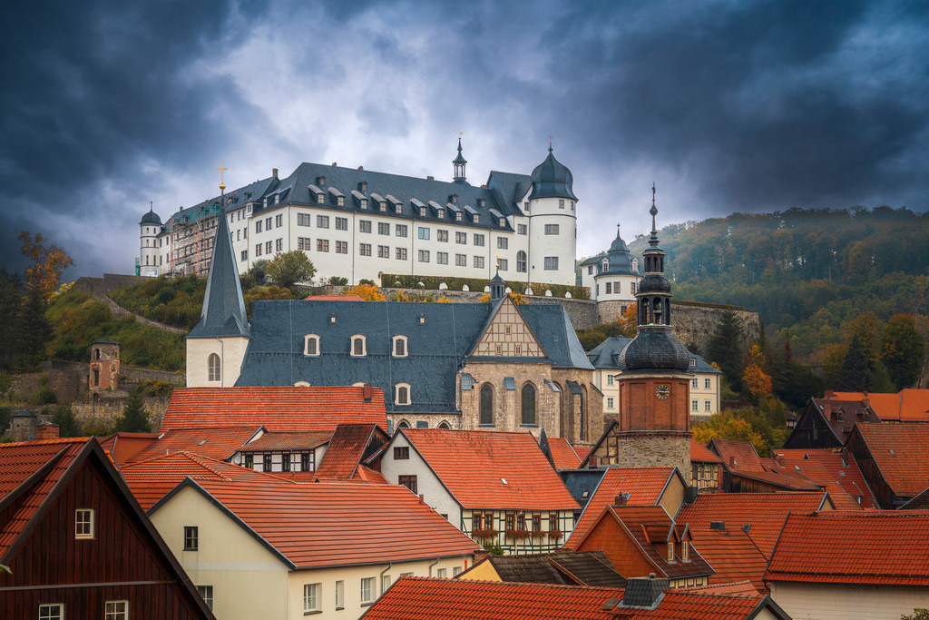 Schloss Stolberg nach dem Regen | Wir machen aus Ihren Bildern Erinnerungen für die Ewigkeit | Hochwertige Fotografien für Ihr zu Hause. - Realisiert mit Pictrs.com