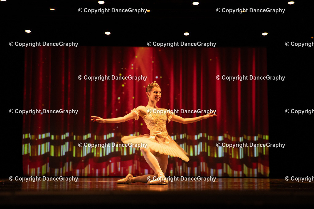 GPHY5823 | DanceGraphy - Realisiert mit Pictrs.com