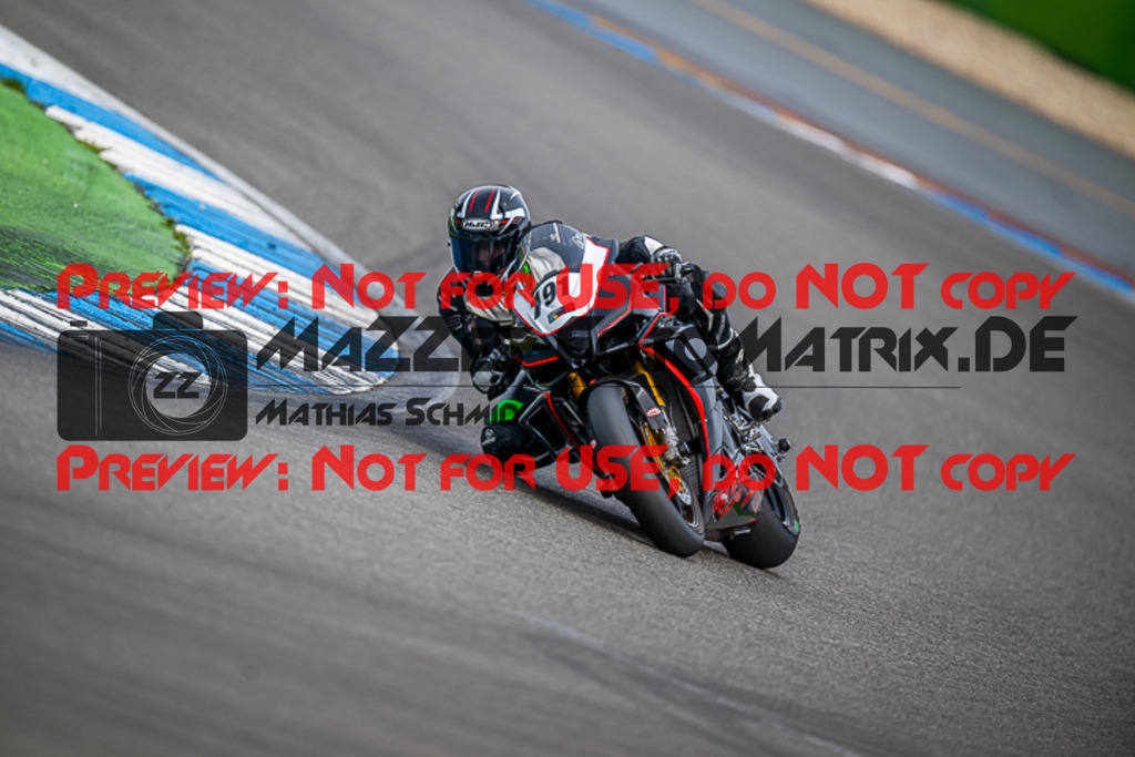 MaZZes_FotoMatrix_230410_1086 | ROT