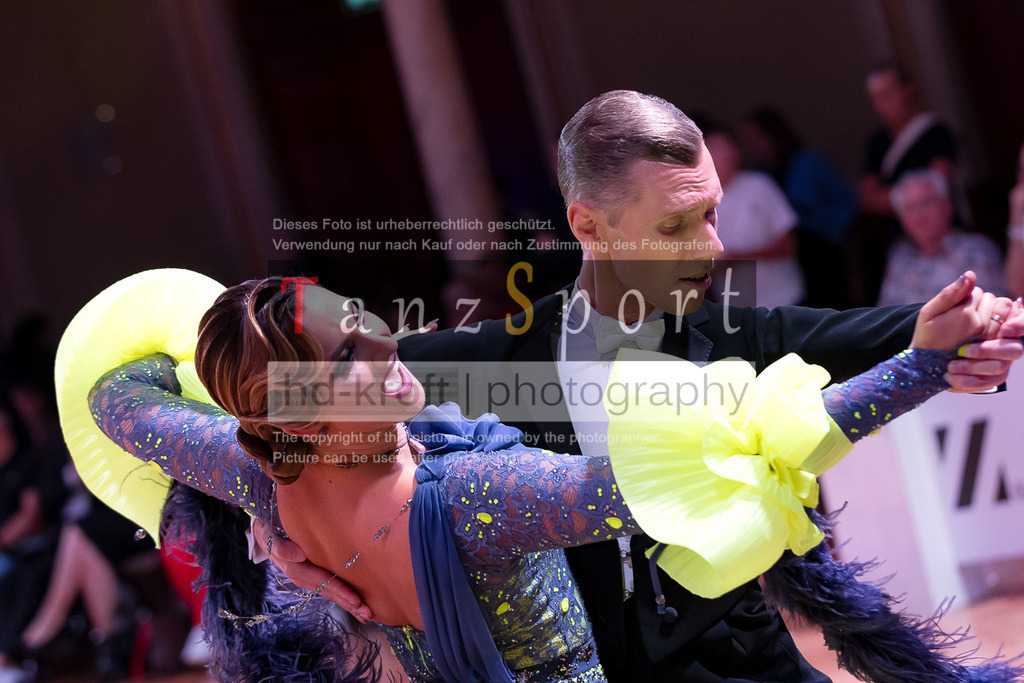 20240706_WDSF_RS_Std_11243 | Tanzsportbilder, Standardtanz, Lateintanz, WDSF, DTV, LTVB, dancecomp, goc, hessen tanzt, blaues band der spree, walzer, tango, wiener walzer, slowfox, quickstepp, samba, rumba, cha-cha-cha, paso doble. jive, hd-kroft photography, turniertanzsport