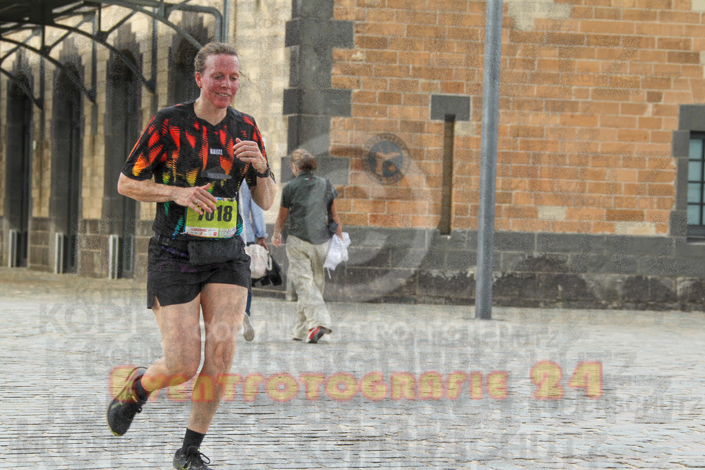 250920_1531_EV4_9030 | Sportfotografie im Rhein-Sieg Kreis, Köln, Bonn, NRW, Rheinland Pfalz, Hessen, etc. Unser Tätigkeitsfeld umfasst den Laufsport vom Volkslauf über den Marathon, Duathlon, Triathon bis zum Ultralauf wie Kölnpfad Ultra oder Schindertrail.
