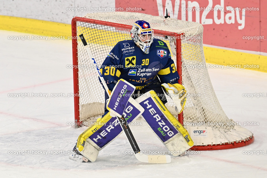 RED BULL HOCKEY JUNIORS vs. EK DIE ZELLER EISBÄREN | #30 Zimmermann Max EK DIE ZELLER EISBÄREN, RED BULL HOCKEY JUNIORS vs. EK DIE ZELLER EISBÄREN, RED BULL HOCKEY JUNIORS vs. EK DIE ZELLER EISBÄREN am 14.01.2025 in Salzburg (Eisarena Salzburg), Austria, (Photo by Bernd Stefan)