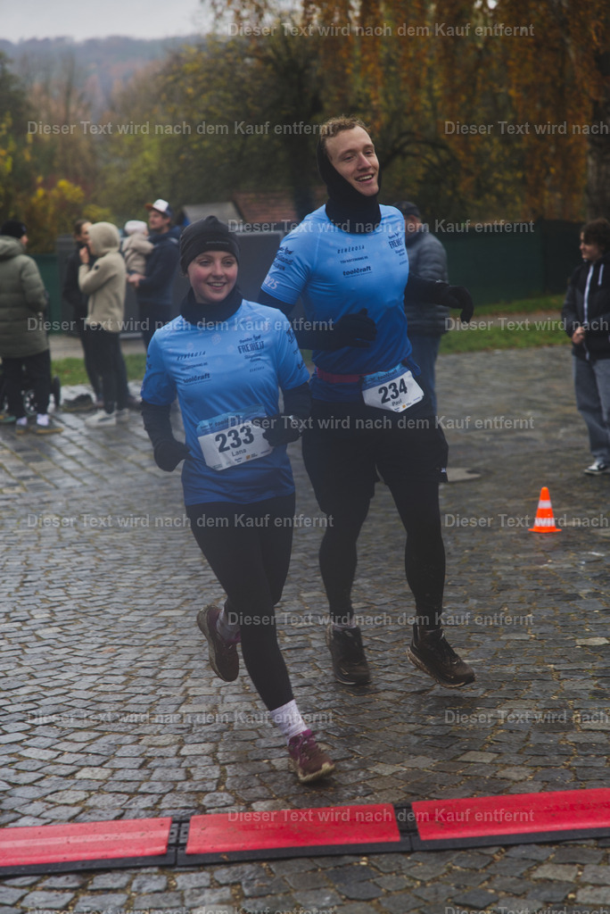 cineathletes-huegelland-2025-11-09-13-04-47 | Sportfotografie rund um Obstacle Course Racing und Trail Run - Realisiert mit Pictrs.com