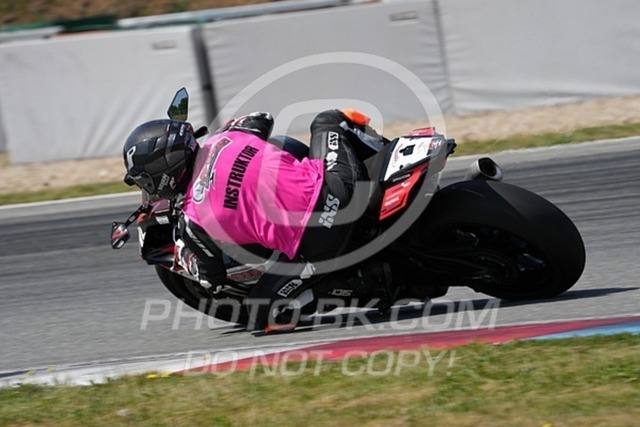 2024_05_04_PBK_31091 | Sportfotografie; SlowMotion; Video; Rennstrecke; Hafeneger; Speer; Racing; RSE; BMW; CBO; Trackday; Motorsportarena; Hockenheimring; Brno; Most; Barcelona; Valencia