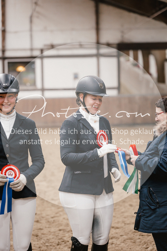 3I6A7746 | Stimmungsvolle Portraits und Reitsportfotografie im Ruhrgebiet und im Münsterland.

Pferdefotografie, Hundefotografie, Tierfotografie, Reportagen, Portraits von Tier und Mensch, Turnierfotografie in Bochum, Recklinghausen, Marl, Haltern am See, Dülmen.. - Realisiert mit Pictrs.com