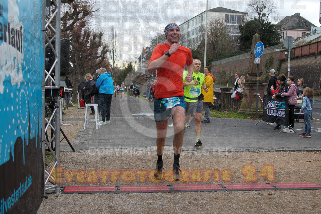 221231_1157_EV4_8156 | Sportfotografie im Rhein-Sieg Kreis, Köln, Bonn, NRW, Rheinland Pfalz, Hessen, etc. Unser Tätigkeitsfeld umfasst den Laufsport vom Volkslauf über den Marathon, Duathlon, Triathon bis zum Ultralauf wie Kölnpfad Ultra oder Schindertrail.