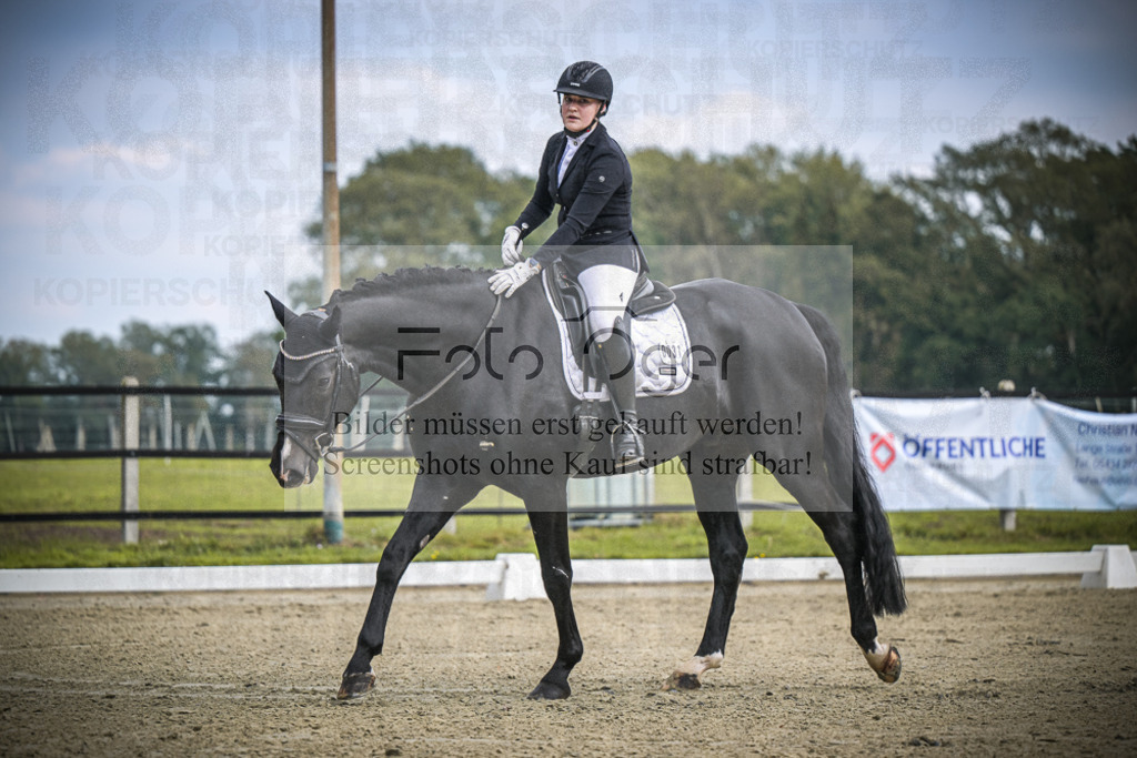 DOS_B574 | Entdecke hochwertige Reitturnierfotos von Foto Oger. Professionell, emotional und authentisch – jetzt Lieblingsmomente im Shop bestellen.Deutschlandweite Turnierfotografie. - Realisiert mit Pictrs.com