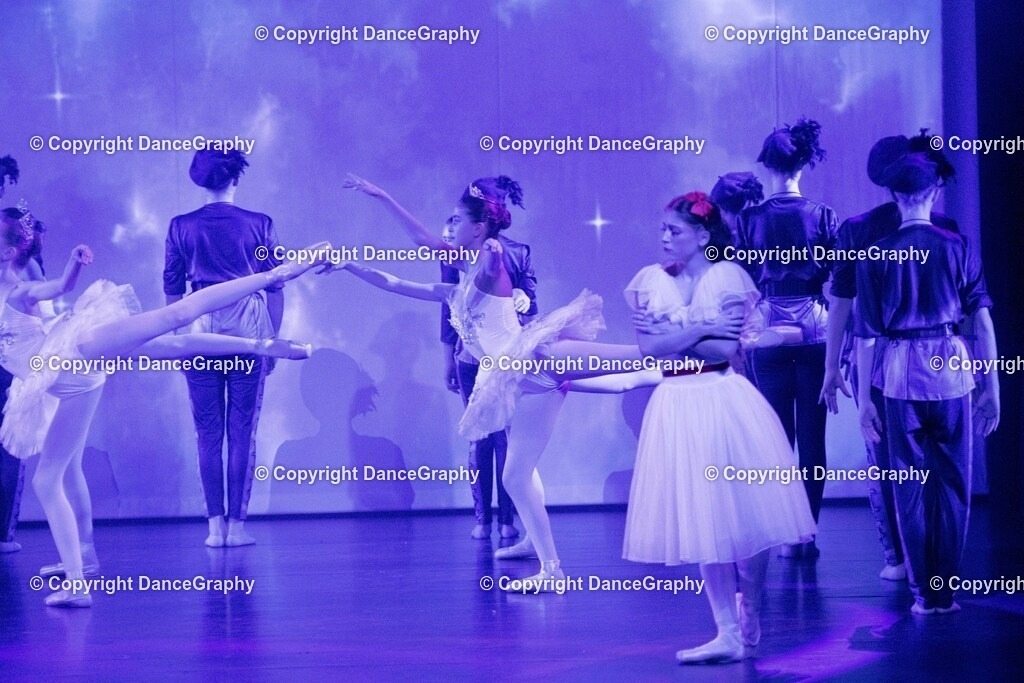 GPHY1723 | DanceGraphy - Realisiert mit Pictrs.com