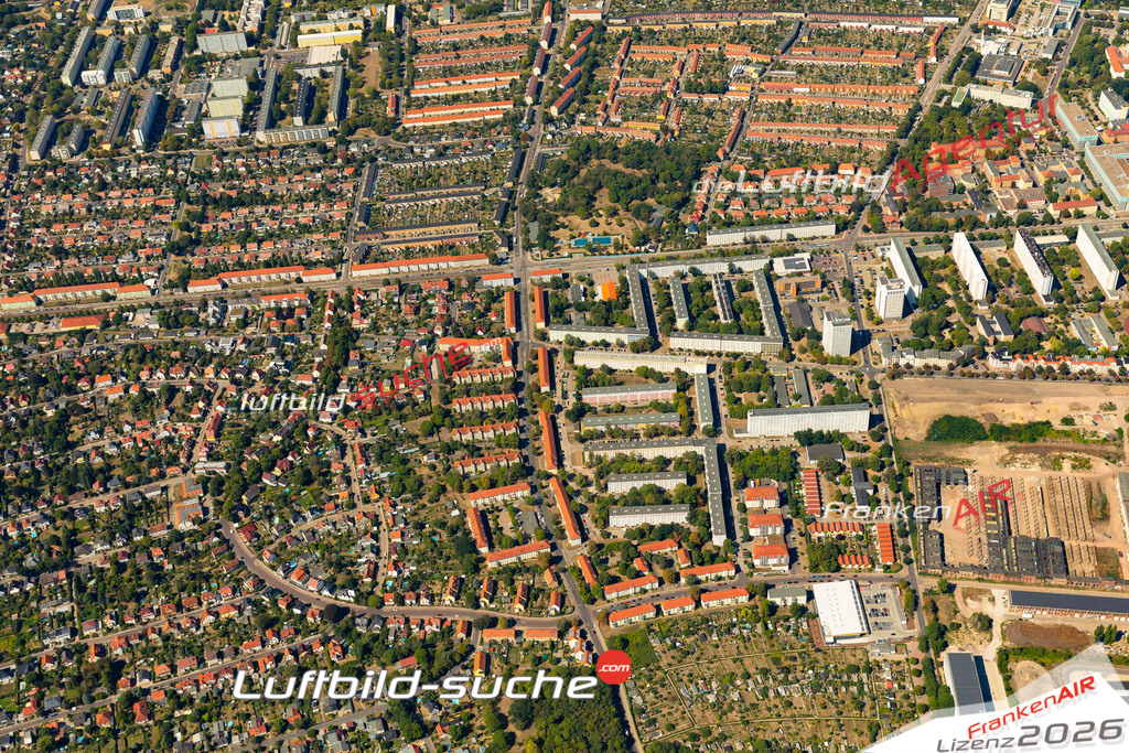 Die Luftaufnahme Hopfengarten - Magdeburg wurde 2022 vom Flugzeug aus (keine Drohne) erstellt. Hohe Auflösung -für große Poster und Wandbilder geeignet - Garantiert!