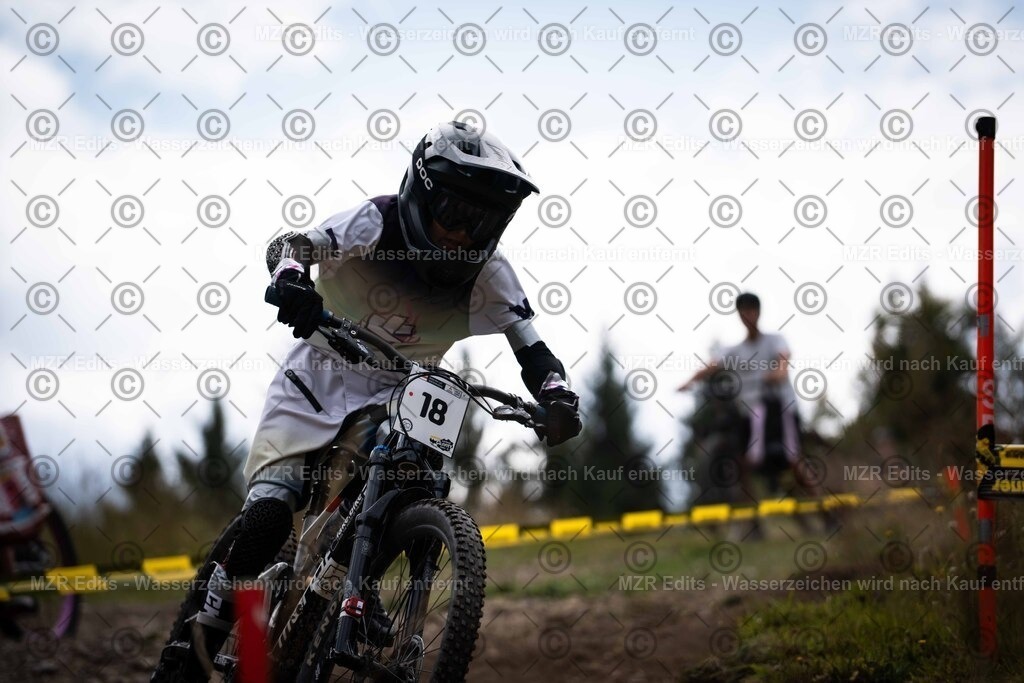 x-258 | mzredits - Realisiert mit Pictrs.com