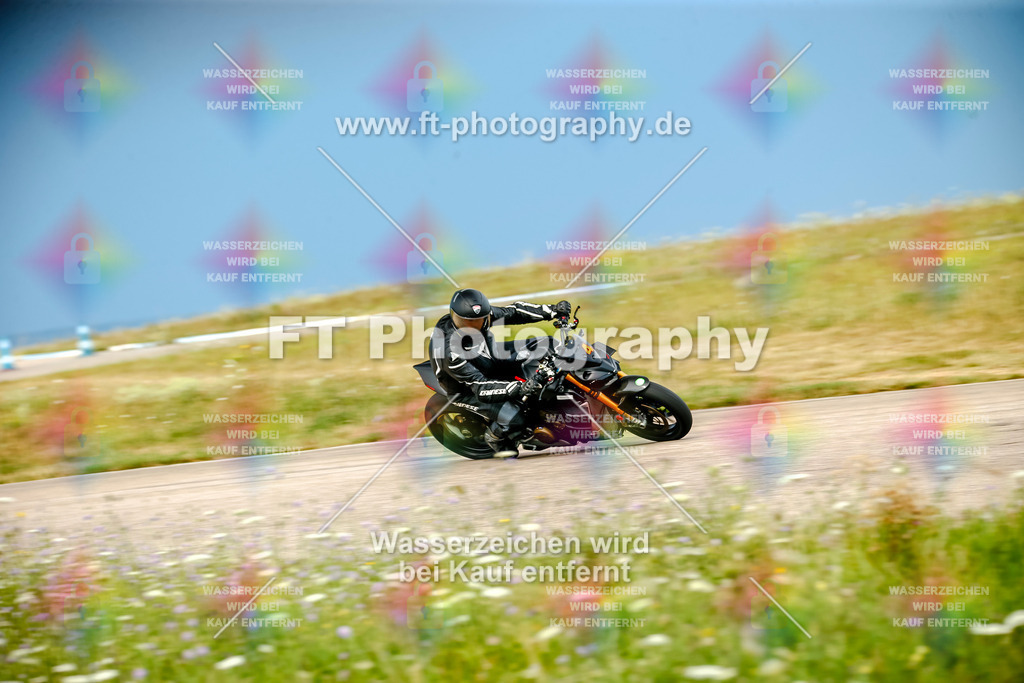 Chambley Juli-0830 | Hier findet Ihr Bilder von Touristenfahrten auf der Nürburgring Nordschleife oder von anderen Veranstaltungen die ich besucht habe. Viel Spass beim Durch Schauen 