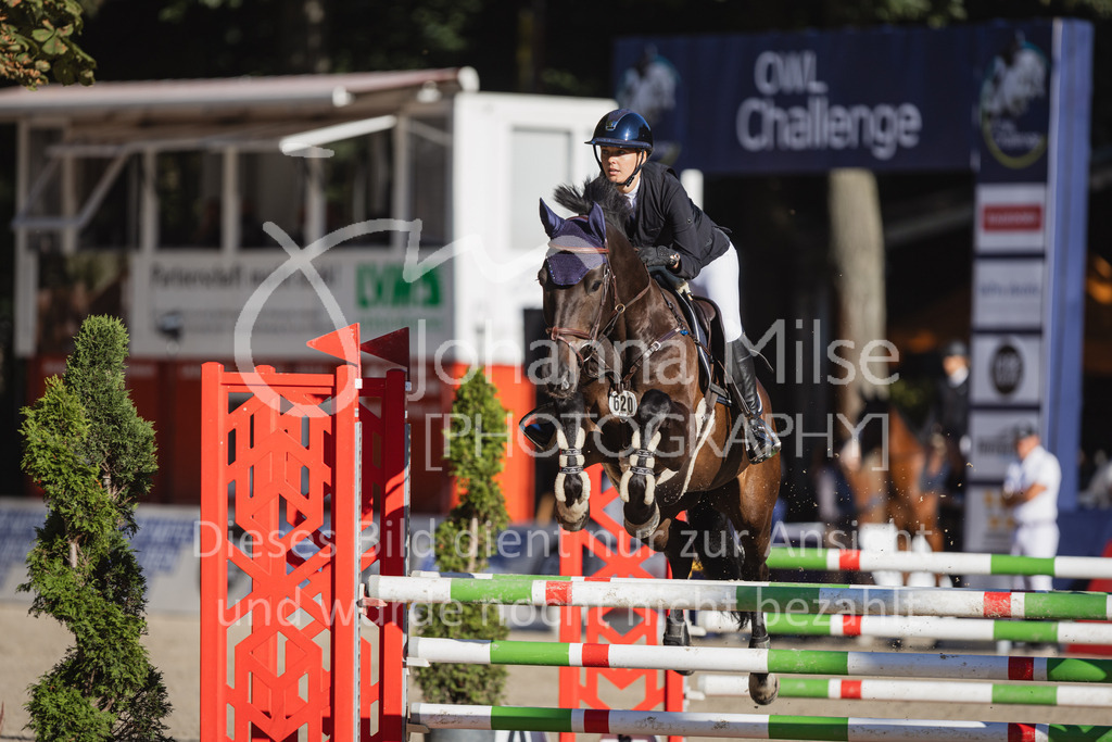 230908_OWLCh_AmateurS-153 | Deine schönsten Turniermomente als professionelle Fotos! Entdecke hochwertige Pferdesport-Fotografie im Online-Shop. Jetzt Fotos finden & bestellen!