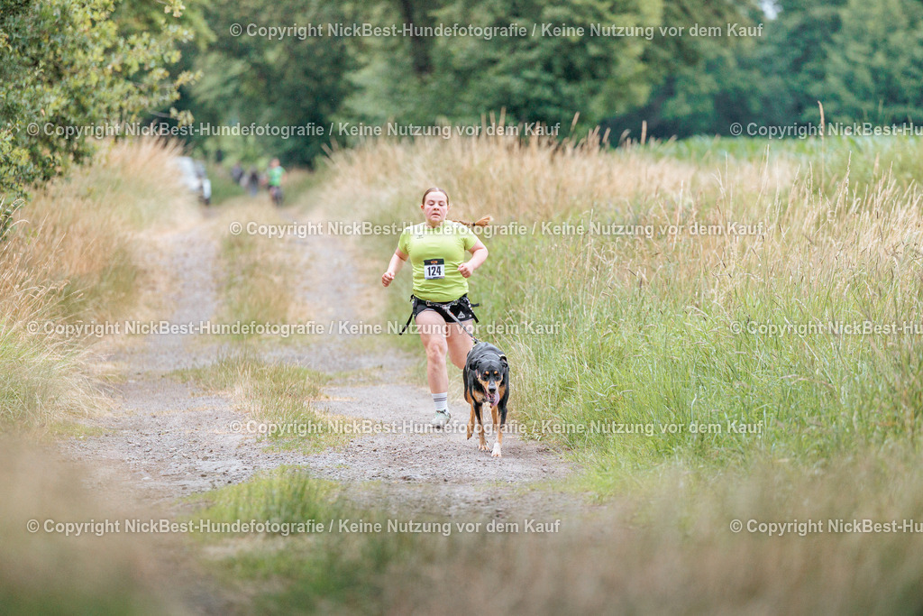THS-Quakenbrück-2026-Nickbest-Hundefotografie-0227 | Dein Hund! Dein Moment! Deine Erinnerungen! Hundefotografie in Bremen Blumenthal. Ich fange die besonderen Momente deines Vierbeiners ein – ob Indoor mit Blitzanlage oder in der freien Natur. Sicher dir dein Moment und dein Termin für eure Erinnerungen.