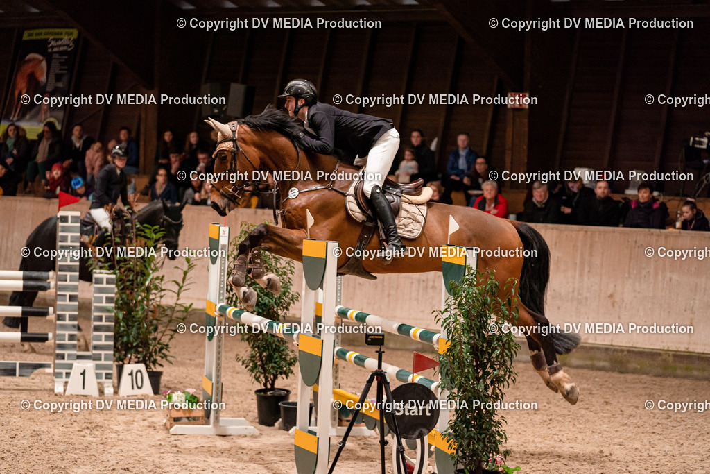 Springen Tag 2-667 | dv-media-shop - Realisiert mit Pictrs.com