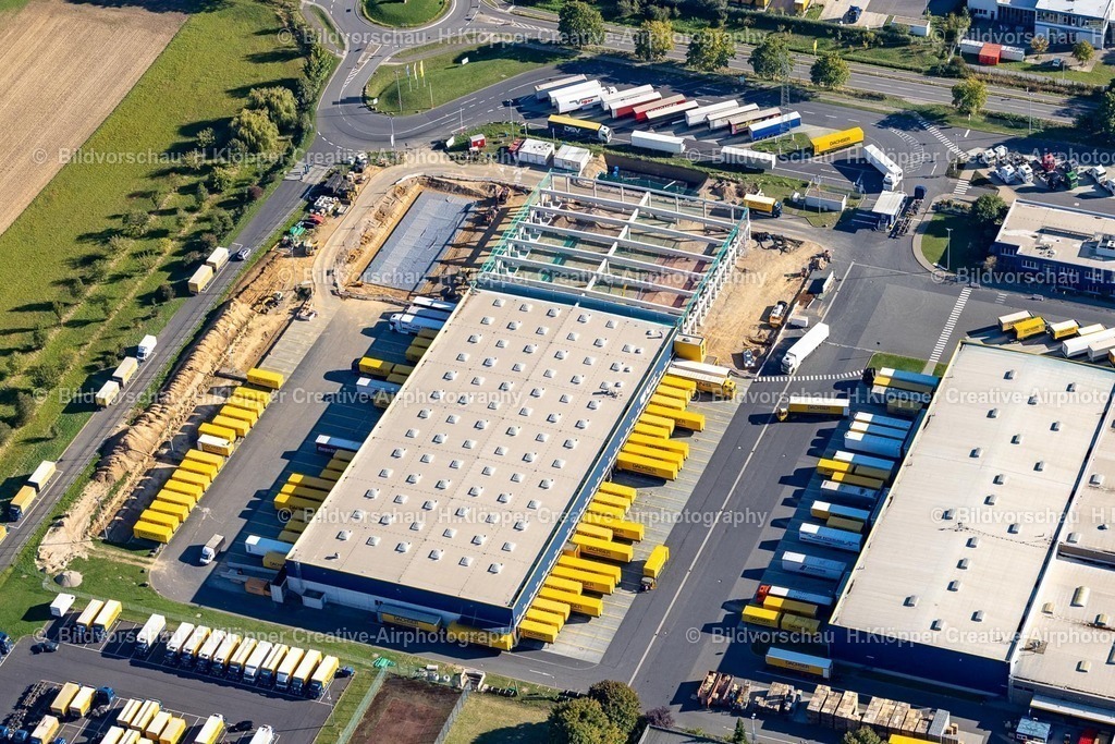 Lufbilder Alsdorf-5930 | Lagerhallen und Speditionsgebäude DACHSER SE an der Carl-Zeiss-Straße, Max-Planck-Straße, Hoengener Straße in Alsdorf im Bundesland Nordrhein-Westfalen, Deutschland - Realisiert mit Pictrs.com