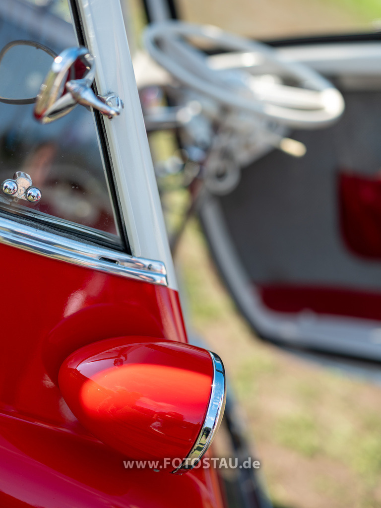 20250928-00221 | Erleben Sie hier die Faszination der klassischen Fahrzeuge in Bildern und lassen sich begeistern! - Realisiert mit Pictrs.com