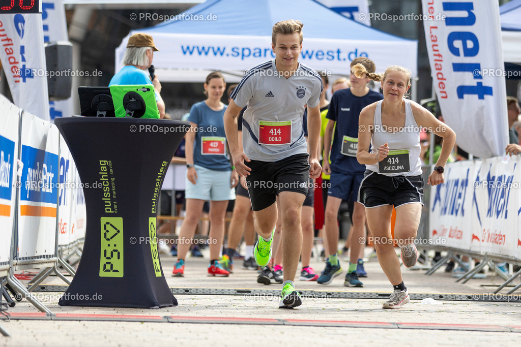 KoelnTurm Treppenlauf 2023, 13.08.2023, KoelnTurm Mediapark, Koeln | KoelnTurm Treppenlauf 2023 am 13.08.2023, KoelnTurm Mediapark, Koeln
