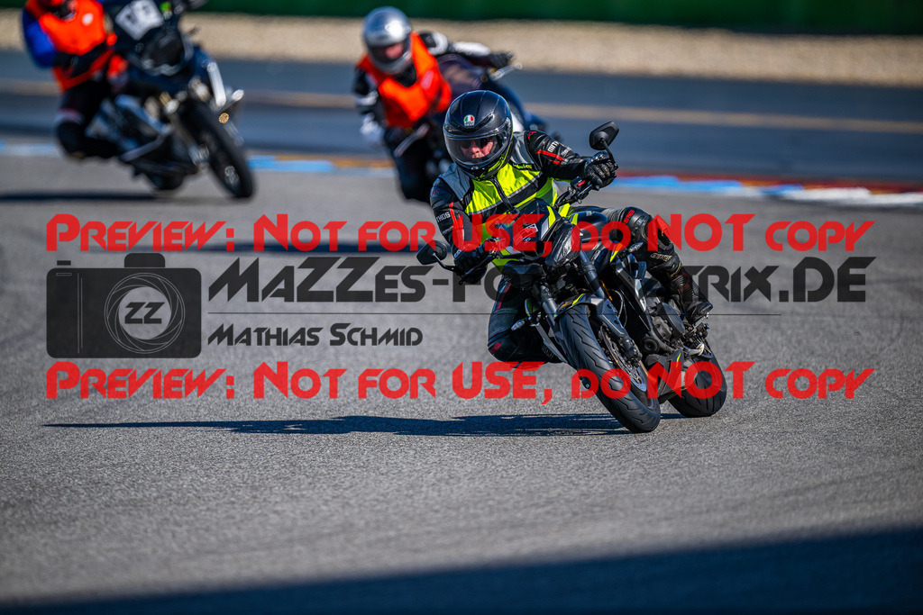 MaZZes_FotoMatrix_230311_7154 | STREET