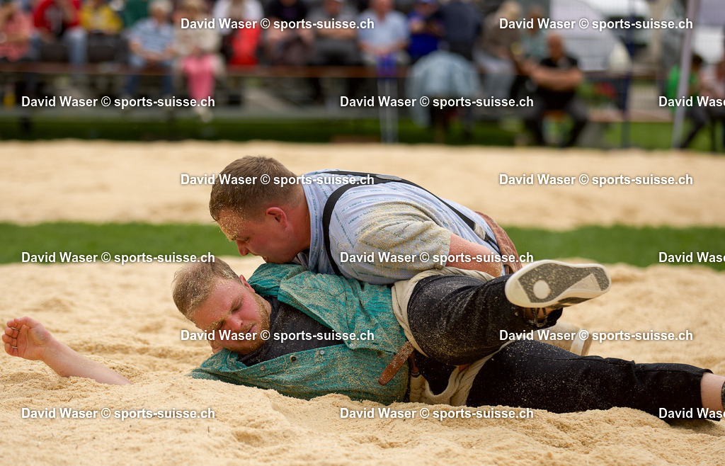 Ducrest Etienne _ - Burger Noel _ la F_te Cantonale Neuch_teloise de Dombresson le samedi 18.05.24 (6) | sports-suisse.ch