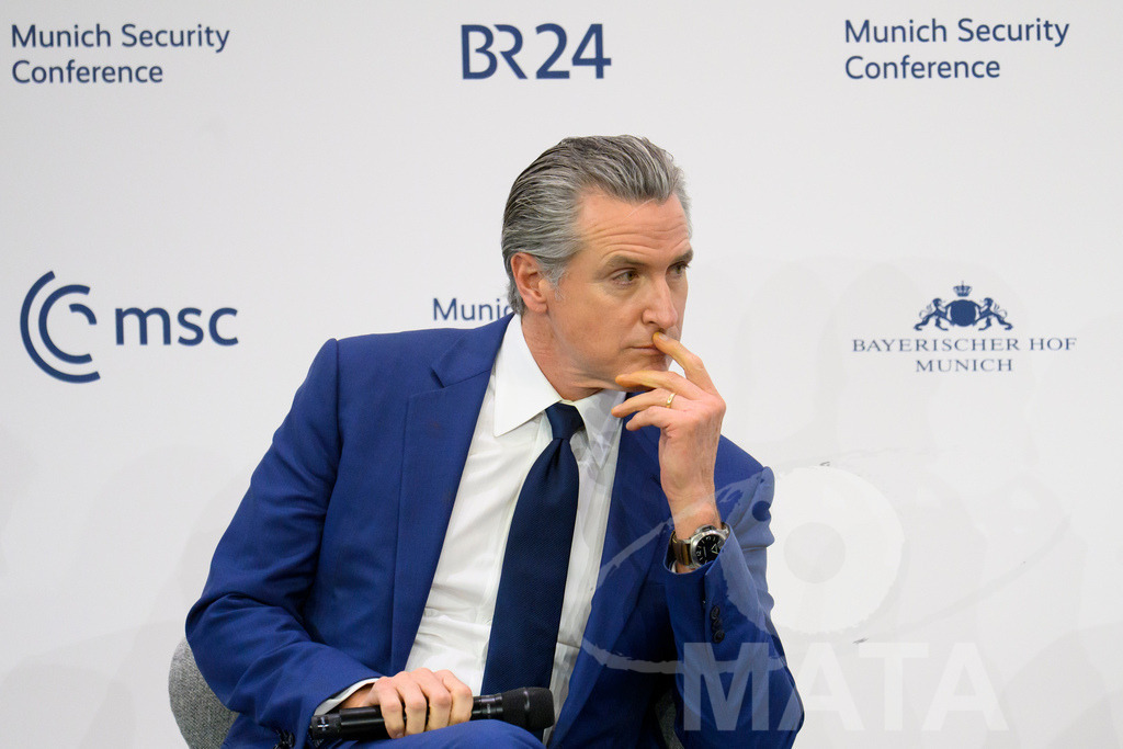 _DWA5935 | MATA IndoCon - Realisiert mit Pictrs.com