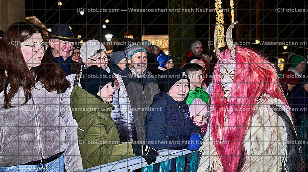 ALP5325_WIESELBURGER ADVENT_Perchtenlauf | (C)FotoLois.com, Alois Spandl, WIESELBURGER ADVENT, Perchtenlauf, So 10. Dez. 2023.