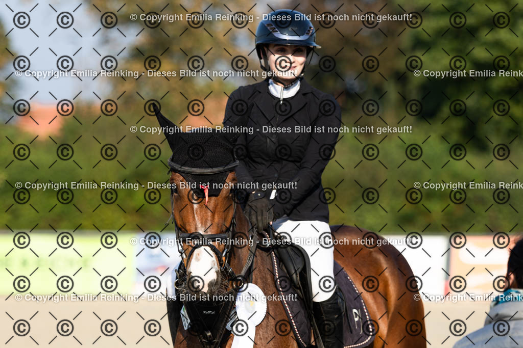 CL5A5279 | Emilia Reinking Fotografie - Realisiert mit Pictrs.com