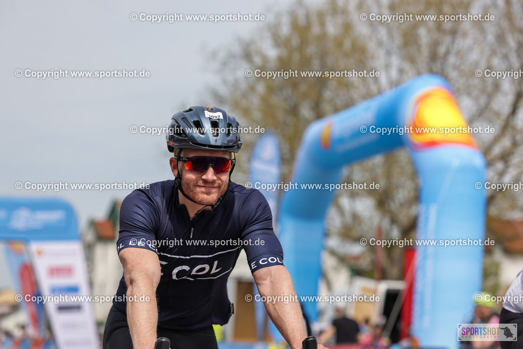 VJ__9519 | Neusiedlersee Radmarathon 2026@sportshot_your_pictrs #yourpictures#roadtowm2029 #nrm #neusiedlerseeradmarathon #neusiedlersee #neusiedlerseetourismus #burgenland #mörbisch #nrm26 #burgenlandtourismus #voglundco #poweredbyburgenlandtourismus #radsport #rad #marathon #ucigranfondo #visitburgenland #ucigranfondoworldseries