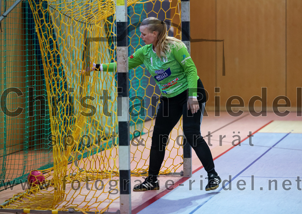 2023-03-11_060_SpVgg_Altenerding_gegen_SSG_Metten_Frauen | Erding, Deutschland, 11.03.2023:
Handball, Bezirksoberliga Frauen Altbayern 2022 / 2023, 13. Spieltag, SpVgg Altenerding gegen SSG Metten, Endergebnis: 32:26

Torfrau Hanna Obermair (SpVgg Altenerding, #1)

Foto: Christian Riedel / fotografie-riedel.net