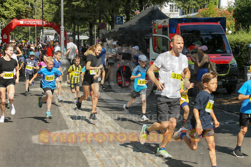 250621_1025_EX1_1783 | Sportfotografie im Rhein-Sieg Kreis, Köln, Bonn, NRW, Rheinland Pfalz, Hessen, etc. Unser Tätigkeitsfeld umfasst den Laufsport vom Volkslauf über den Marathon, Duathlon, Triathon bis zum Ultralauf wie Kölnpfad Ultra oder Schindertrail.