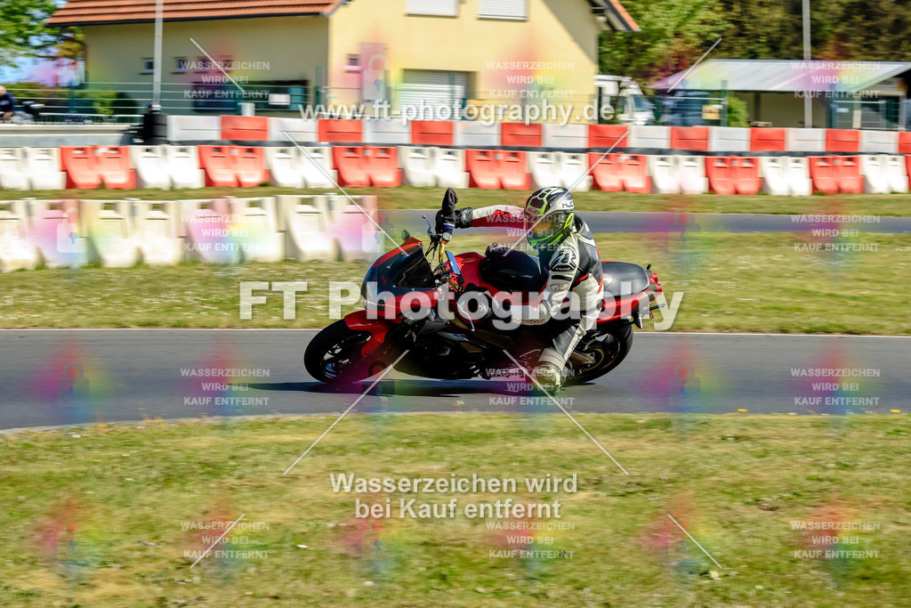 _OTO1672 | Hier findet Ihr Bilder von Touristenfahrten auf der Nürburgring Nordschleife oder von anderen Veranstaltungen die ich besucht habe. Viel Spass beim Durch Schauen 